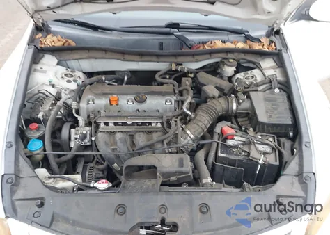 2011 Honda Accord 2.4 Lx z USA, uszkodzony, nr VIN 1HGCP2F37BA051404